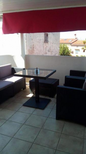 Vila Zlata, Punat